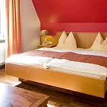 Ξενοδοχείο Boutique-hotel Bayerischer Hof 4*
