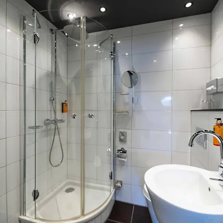 Boutique-hotel Bayerischer Hof 4* 肯普滕