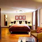 Boutique-hotel Bayerischer Hof 4* ケンプテン