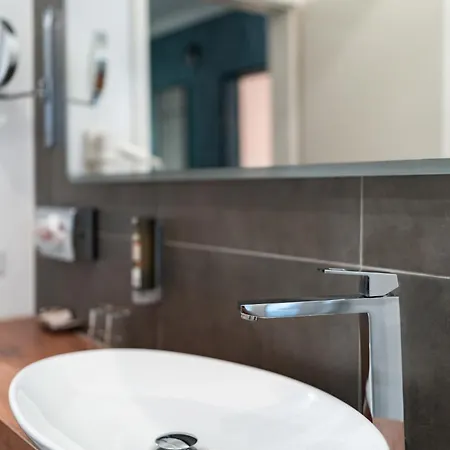 Hotel Boutique-hotel Bayerischer Hof 4*