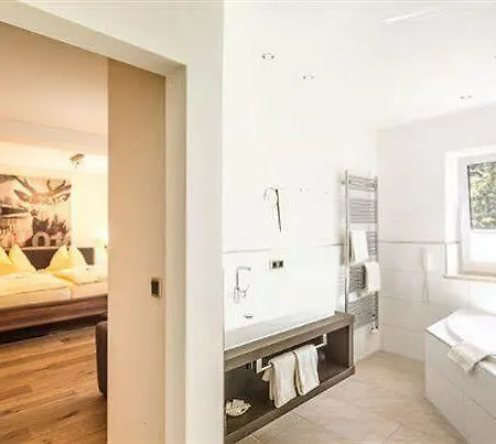 Boutique-hotel Bayerischer Hof Hotel 4*